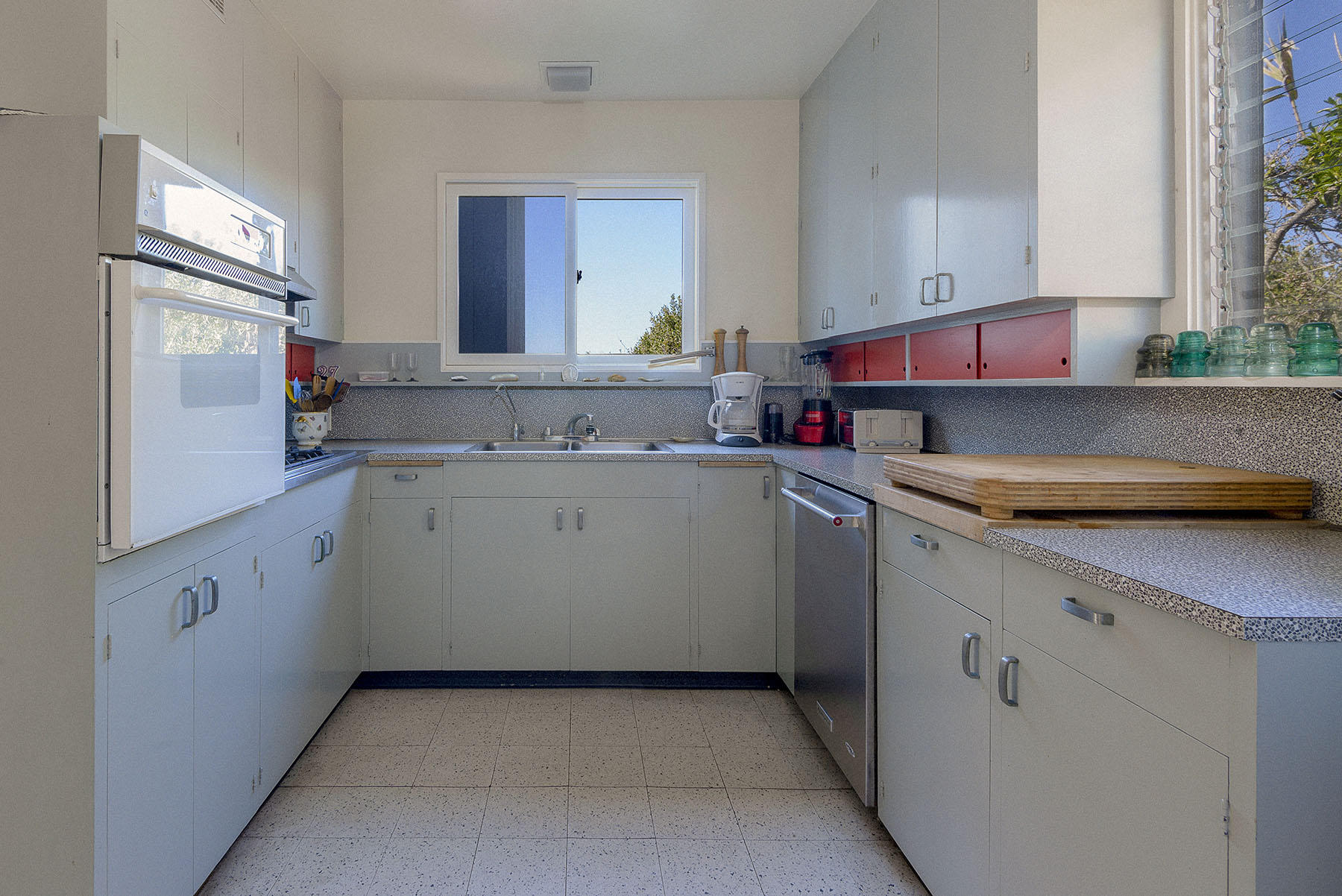 791 Sand Point Road Carpinteria, CA 93013 - Photo 20 of 30 791 Sand Point Road Kitchen