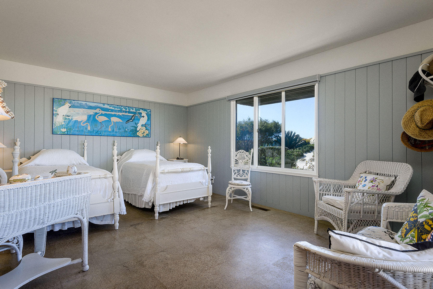 791 Sand Point Road Carpinteria, CA 93013 - Photo 22 of 30 791 Sand Point Road Master bedroom
