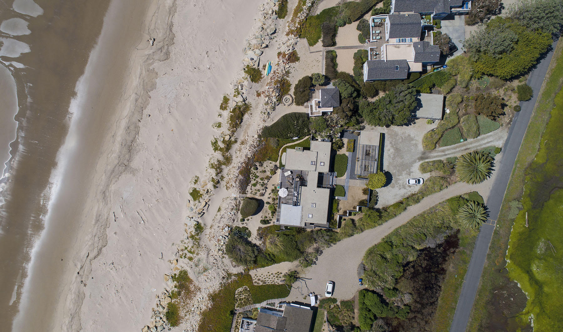 791 Sand Point Road Carpinteria, CA 93013 - Photo 27 of 30 791 Sand Point Road straight down