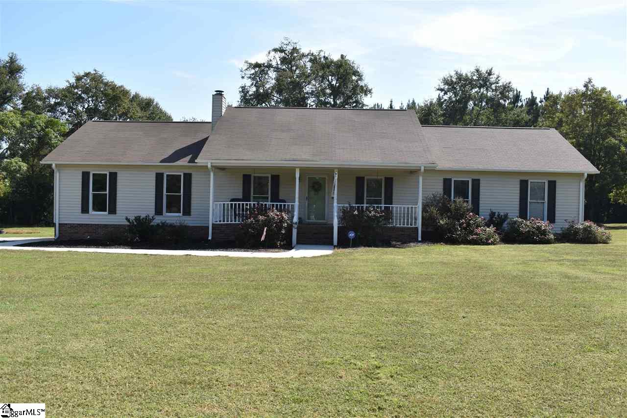 568 Metric Road Laurens, SC 29360 - Photo 1 of 23 Gallery Image 1