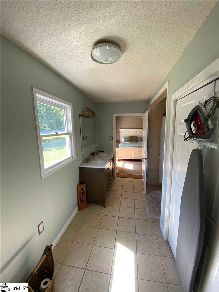 568 Metric Road Laurens, SC 29360 - Photo 21 of 23 Gallery Image 21