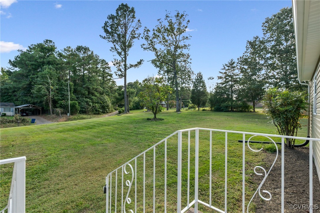 8600 Hickory Road Petersburg, VA 23803 - Photo 6 of 28 View of yard