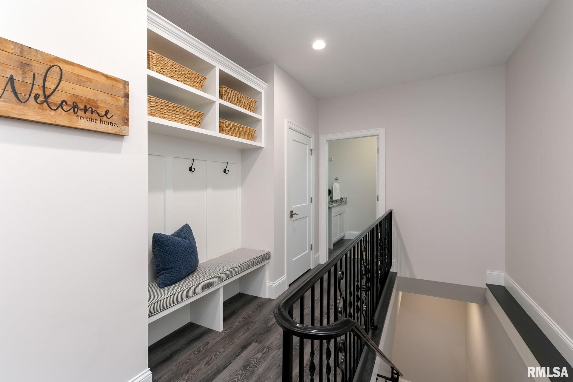 4017 Thomas Pointe Road Davenport, IA 52807 - Photo 22 of 37 Gallery Image 22