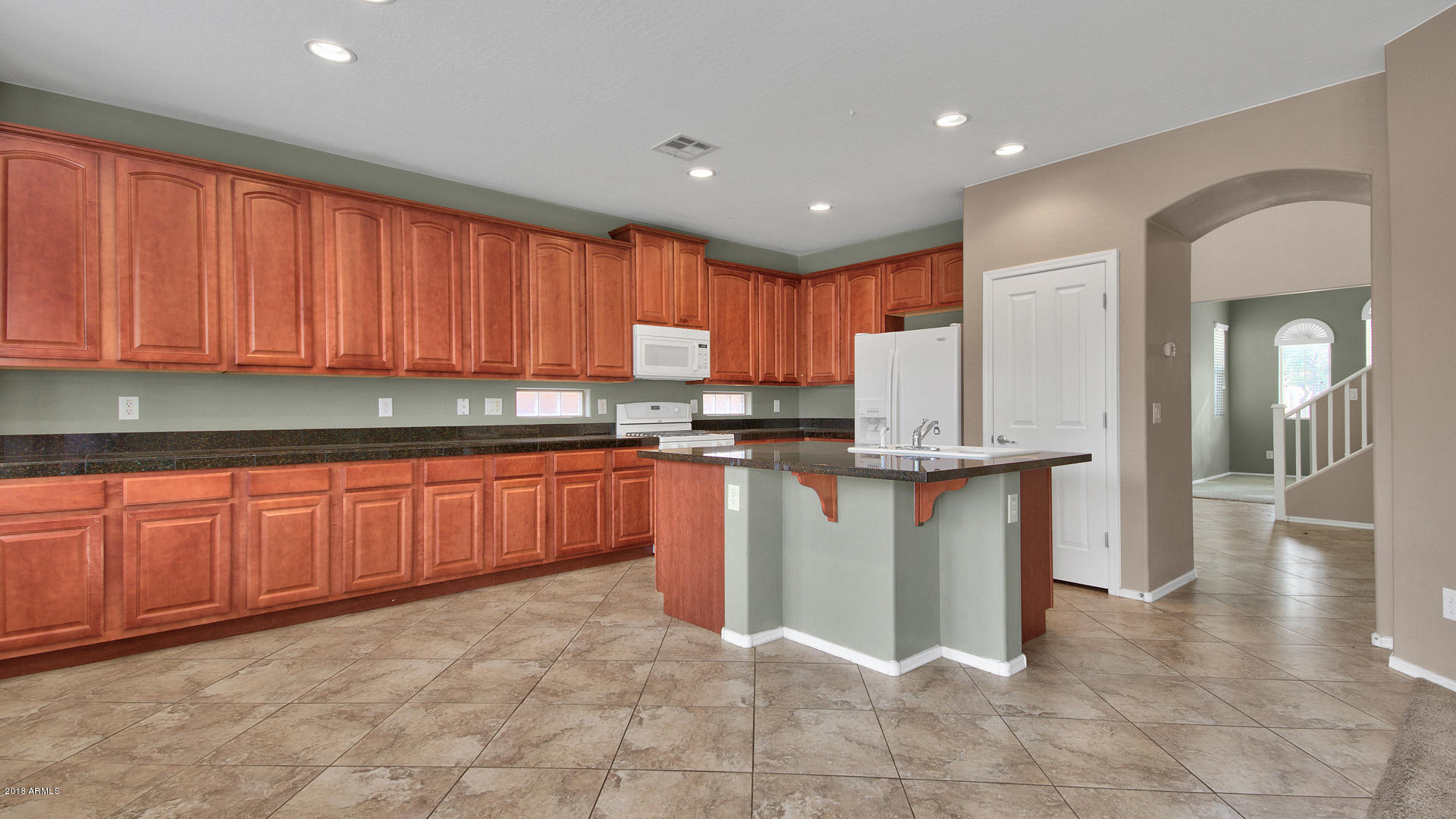 3764 East Sexton Street Gilbert, AZ 85295 - Photo 7 of 28 12