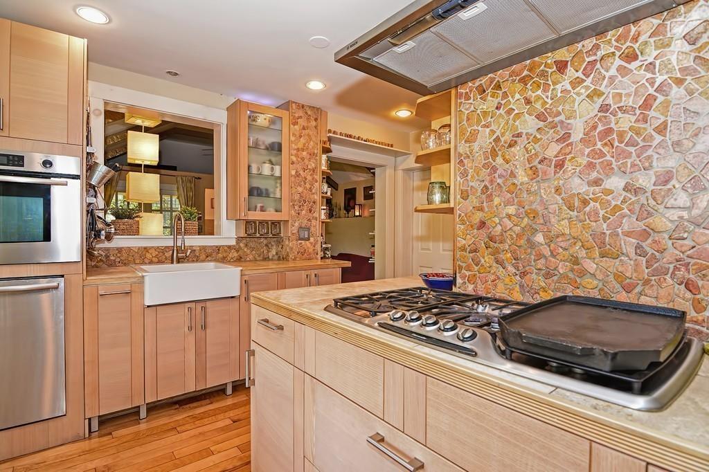 17 Wachusett Road Needham, MA 02492 - Photo 11 of 38 Gallery Image 11