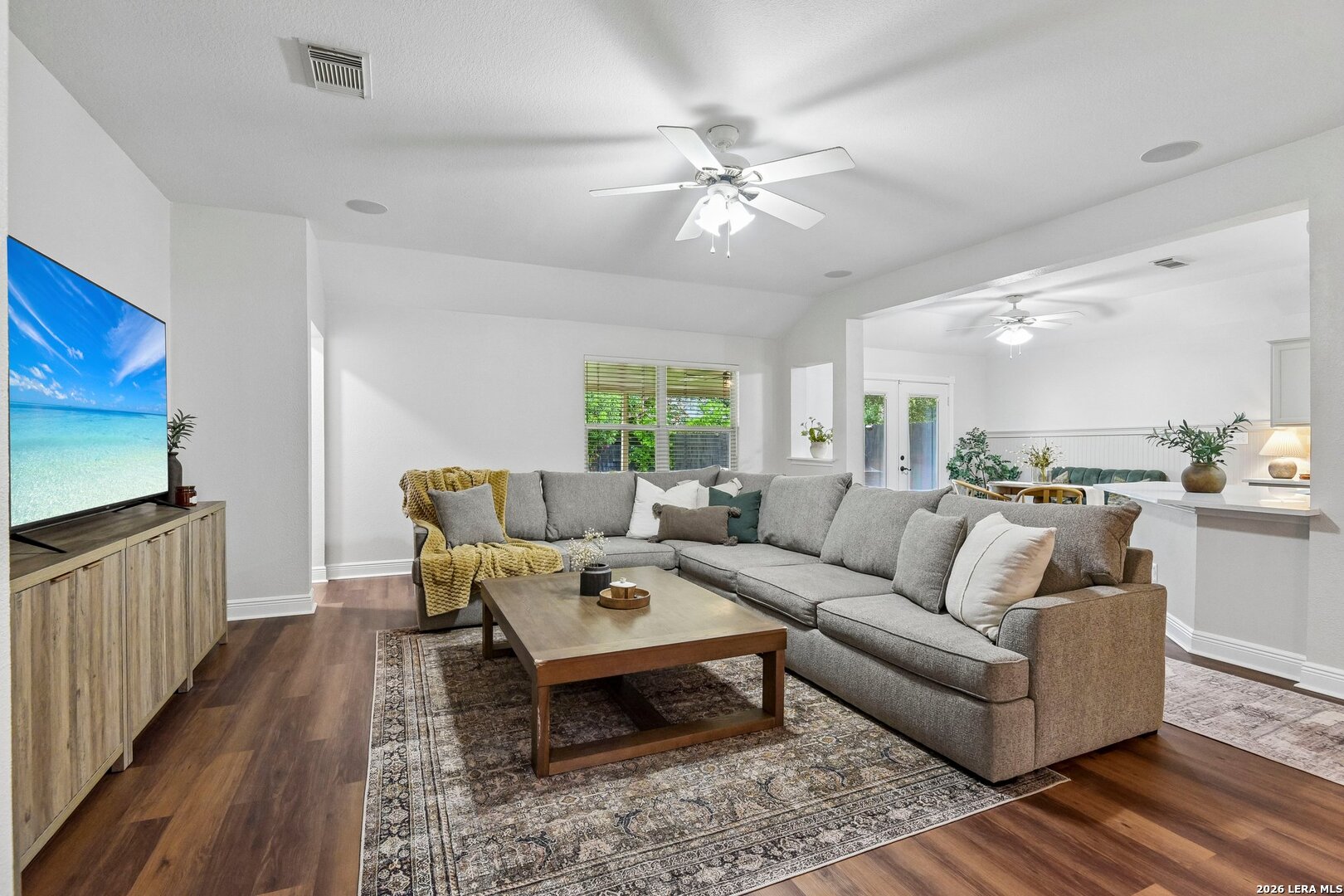 8311 Copperglen Converse, TX 78109 - Photo 11 of 48