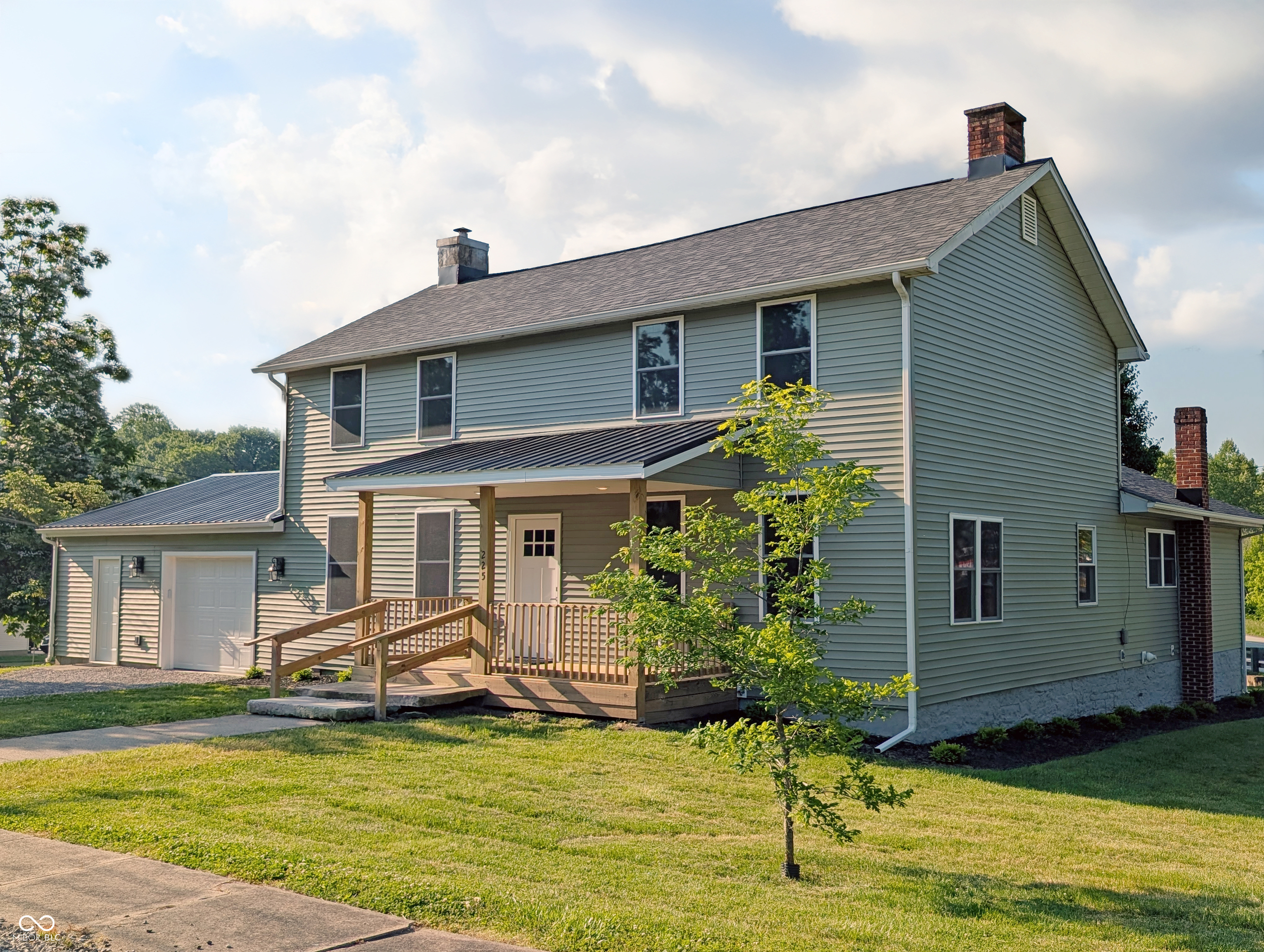 225 Jackson Street Vernon, IN 47282 - Photo 2 of 57