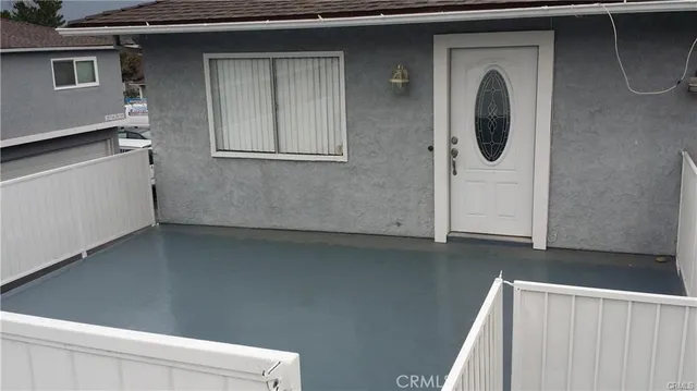 $2,400 | 28164 Robin Avenue, Saugus, CA 91350