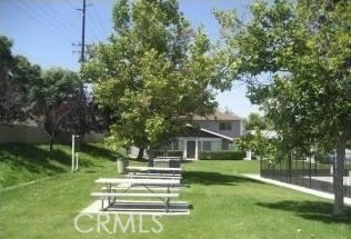 28164 Robin Avenue Saugus, CA 91350 - Photo 8 of 9