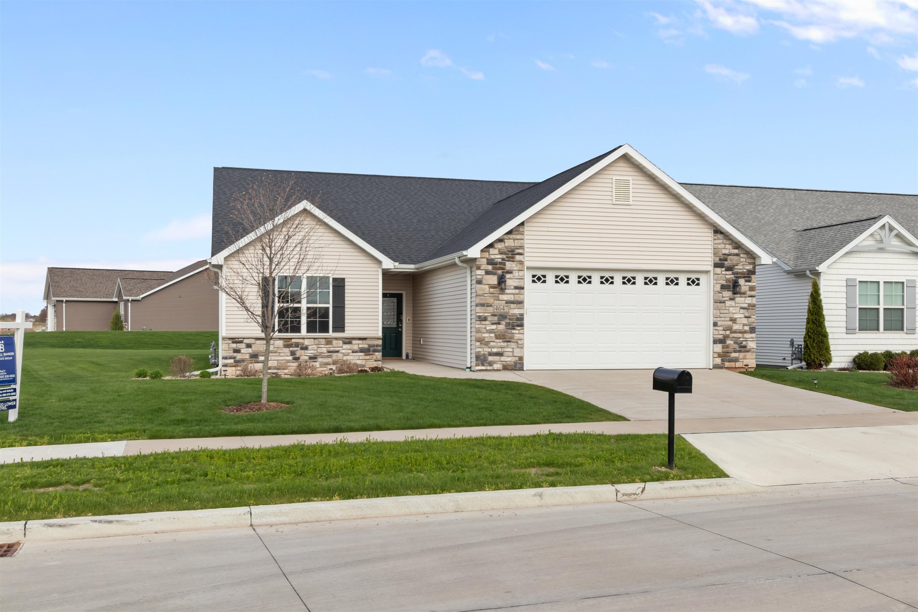 4647 North Cherryvale Avenue Appleton, WI 54913 - Photo 1 of 57