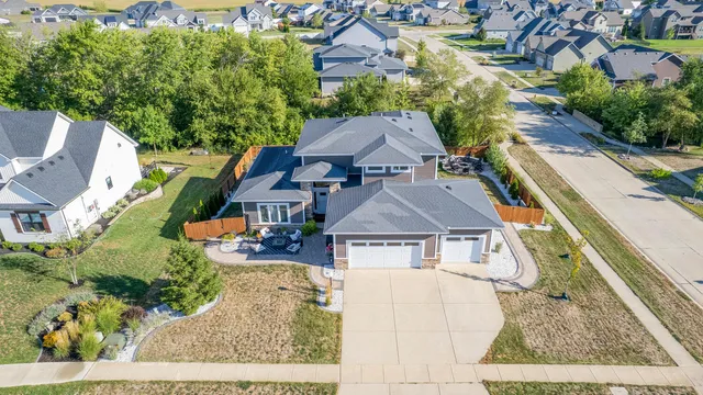 $589,000 | 508 Silver Lake Court, Savoy, IL 61874