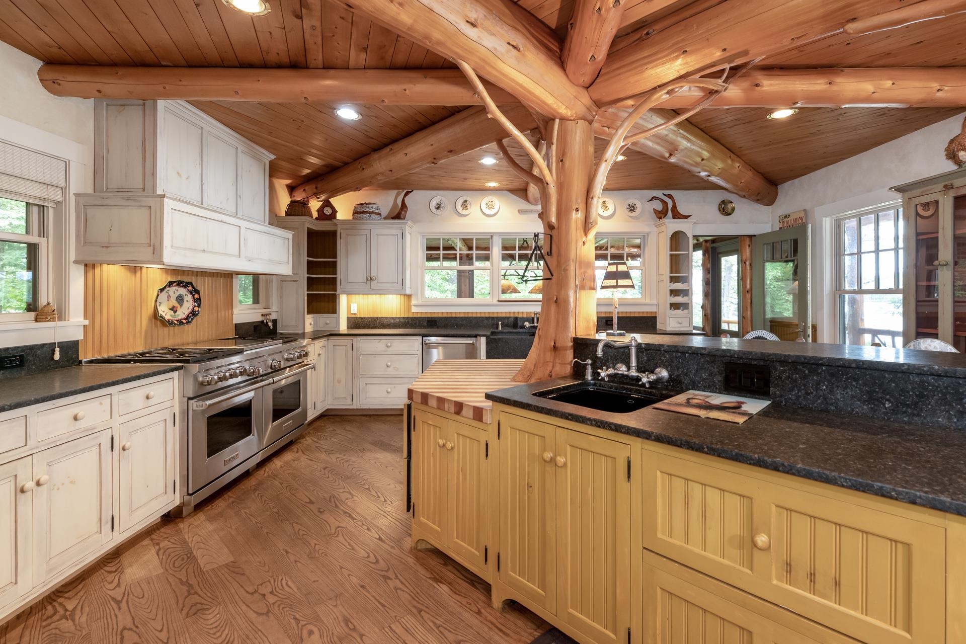 138 Veasey Shore Road Meredith, NH 03253 - Photo 9 of 40
