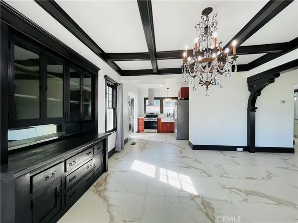 $3,450 | 3225 Locust Street, Riverside, CA 92501