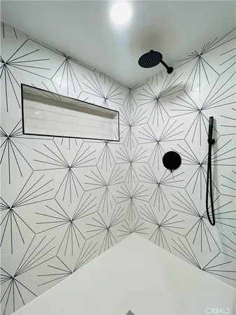 $3,450 | 3225 Locust Street, Riverside, CA 92501