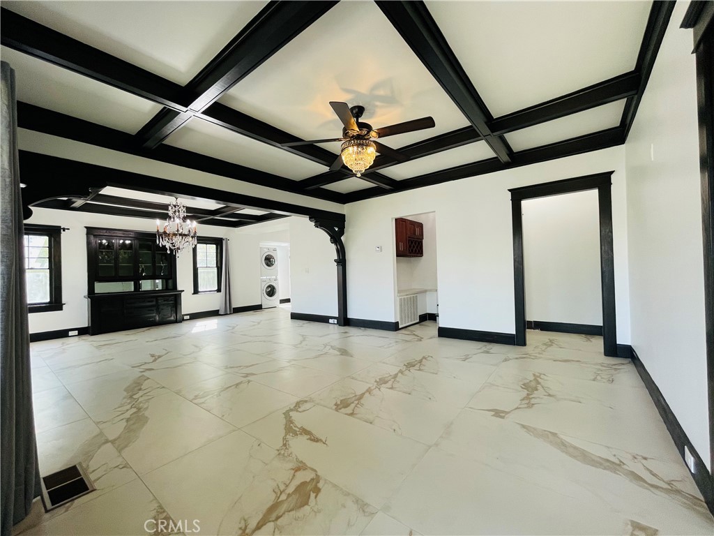 3225 Locust Street Riverside, CA 92501 - Photo 7 of 63