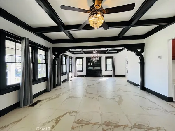 $3,450 | 3225 Locust Street, Riverside, CA 92501