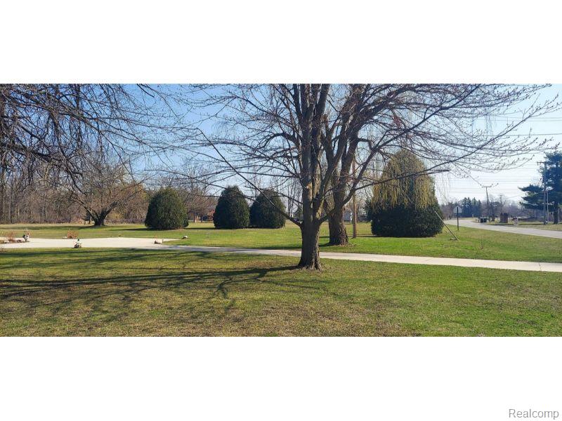 2850 West Labo Road Carleton, MI 48117 - Photo 11 of 33