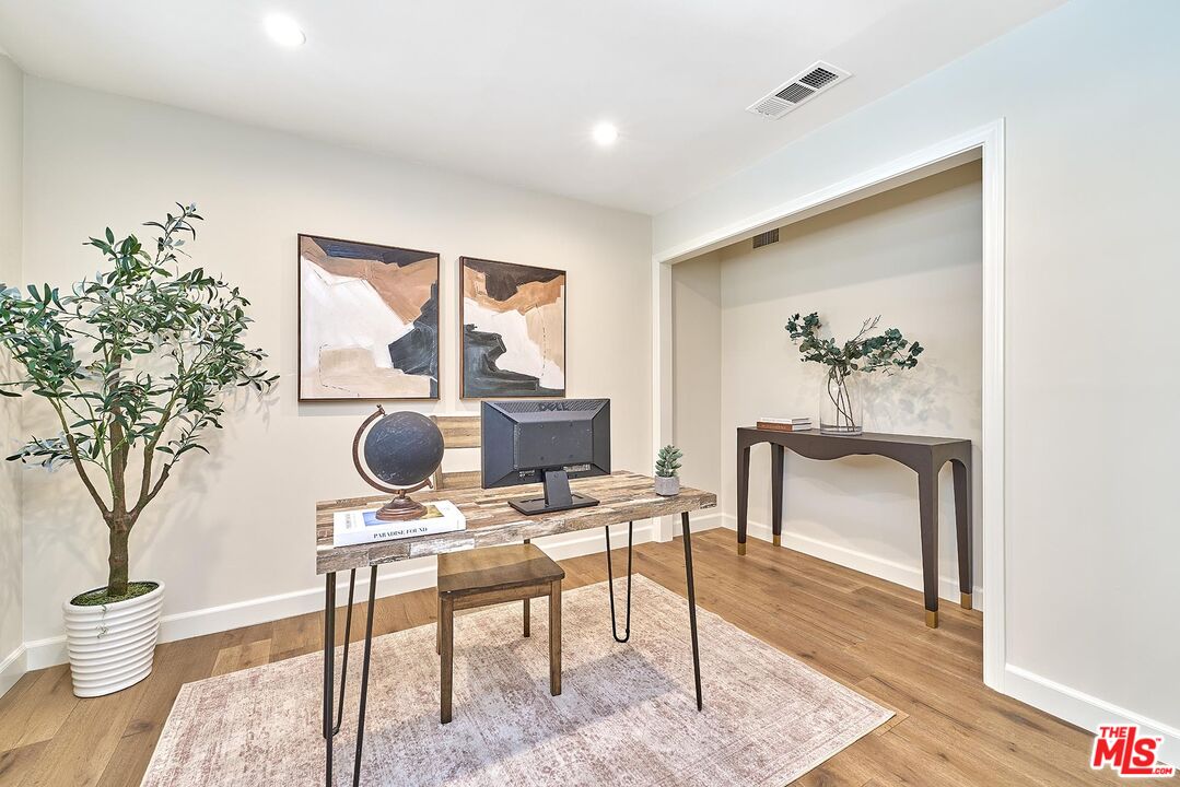 12041 Weatherby Road Los Alamitos, CA 90720 - Photo 13 of 32
