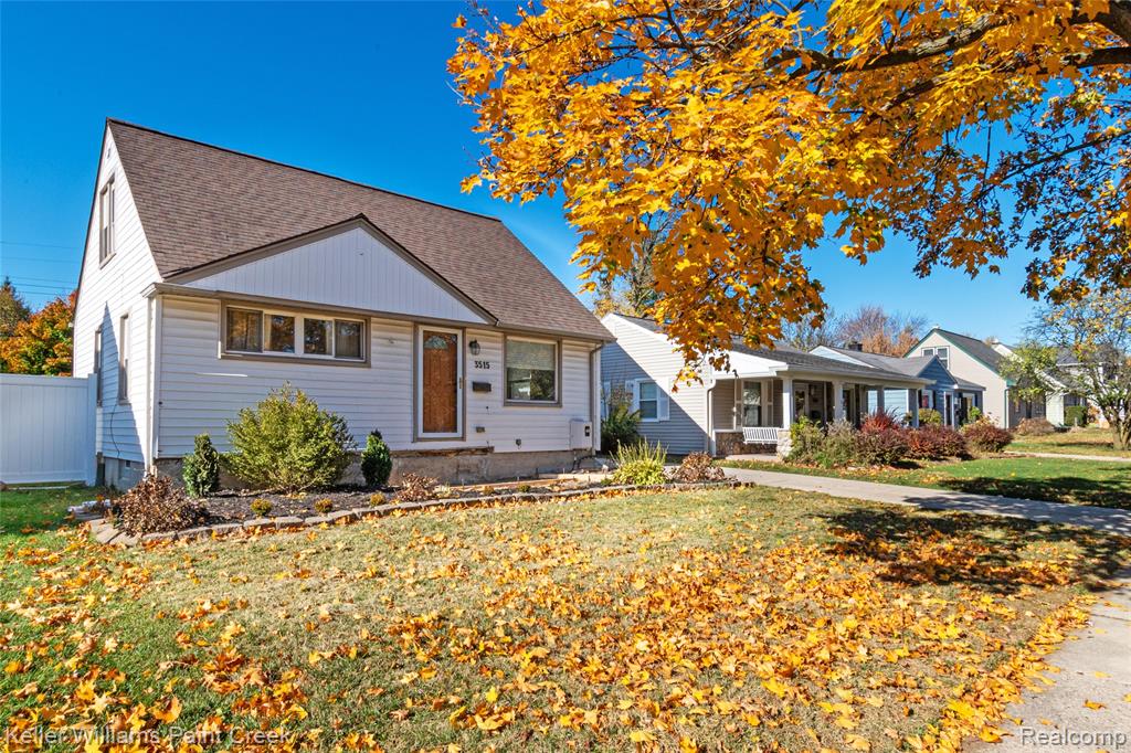 3515 Durham Road Royal Oak, MI 48073 - Photo 5 of 46