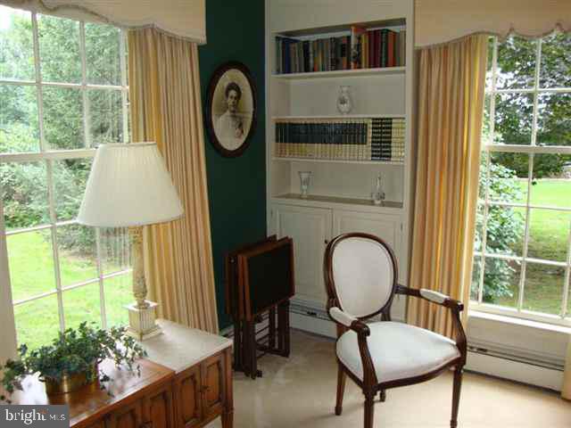 1617 Mitchell Road Harrisburg, PA 17110 - Photo 8 of 21 Gallery Image 8
