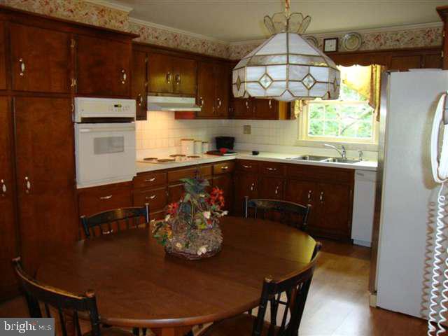 1617 Mitchell Road Harrisburg, PA 17110 - Photo 9 of 21 Gallery Image 9
