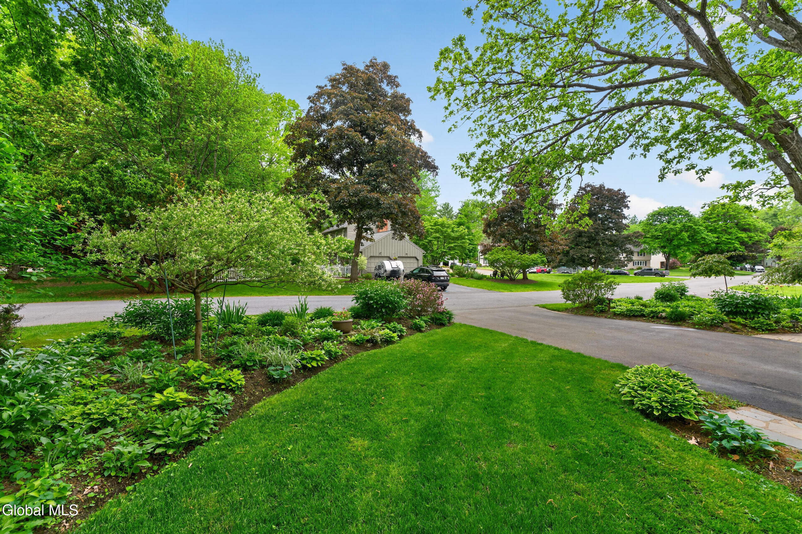 36 Carriage Road Bethlehem, NY 12054 - Photo 49 of 49 Yard 5