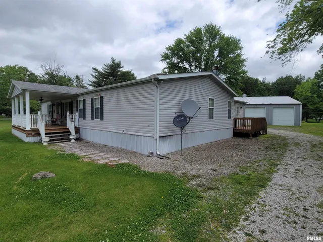 $149,900 | 3614 South Hotze Road, Salem, IL 62881