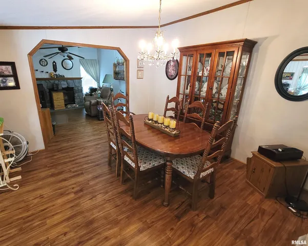 $149,900 | 3614 South Hotze Road, Salem, IL 62881