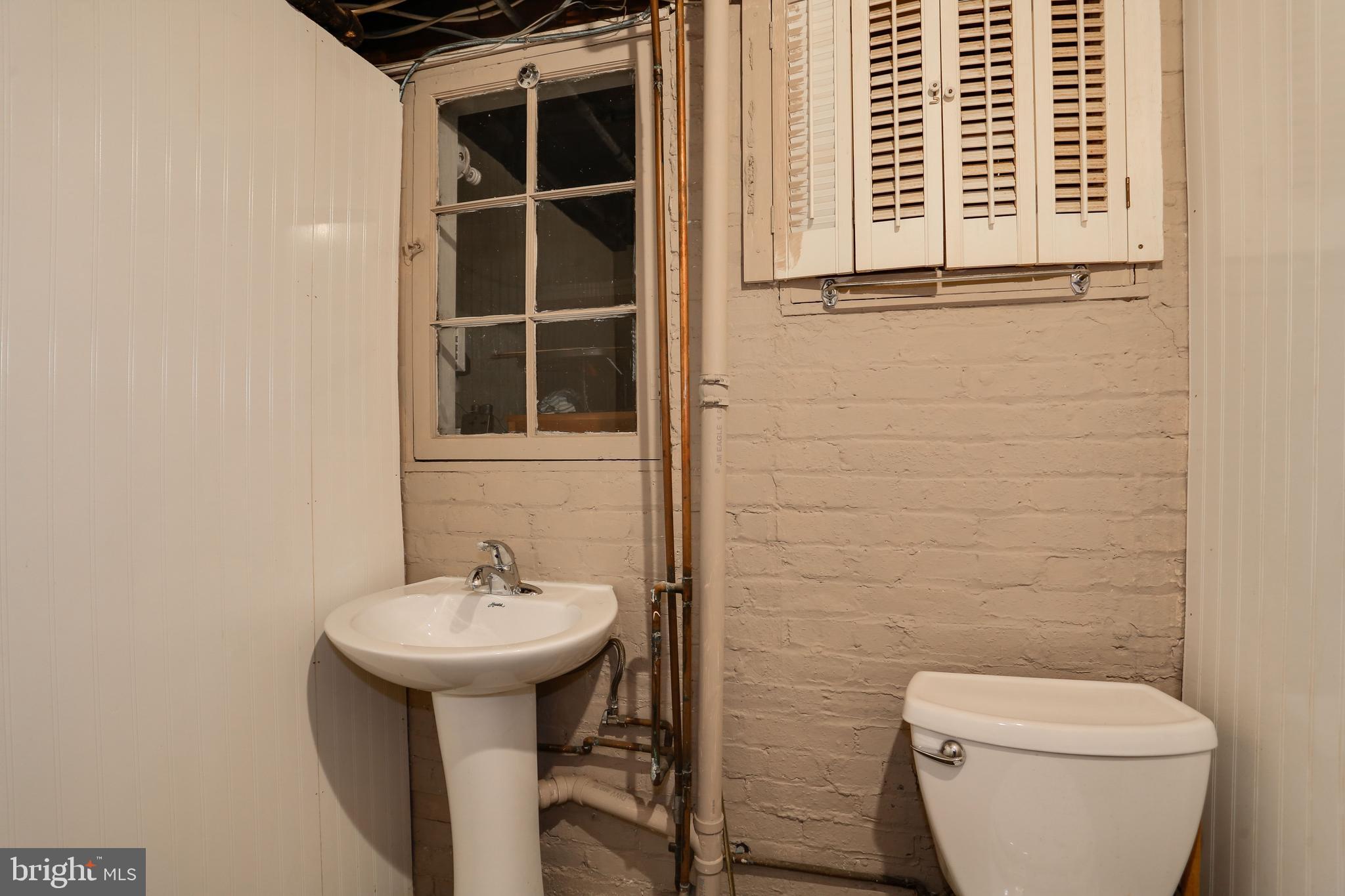 1517 Spring Place Northwest Washington, DC 20010 - Photo 28 of 30 Gallery Image 28