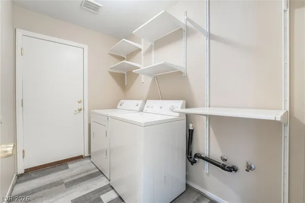 $3,300 | 9924 Barrier Reef Drive, Las Vegas, NV 89117