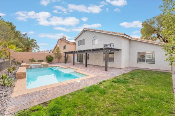 $3,300 | 9924 Barrier Reef Drive, Las Vegas, NV 89117