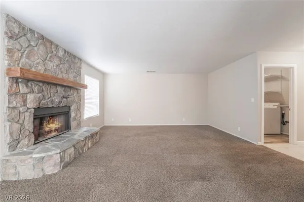$3,300 | 9924 Barrier Reef Drive, Las Vegas, NV 89117