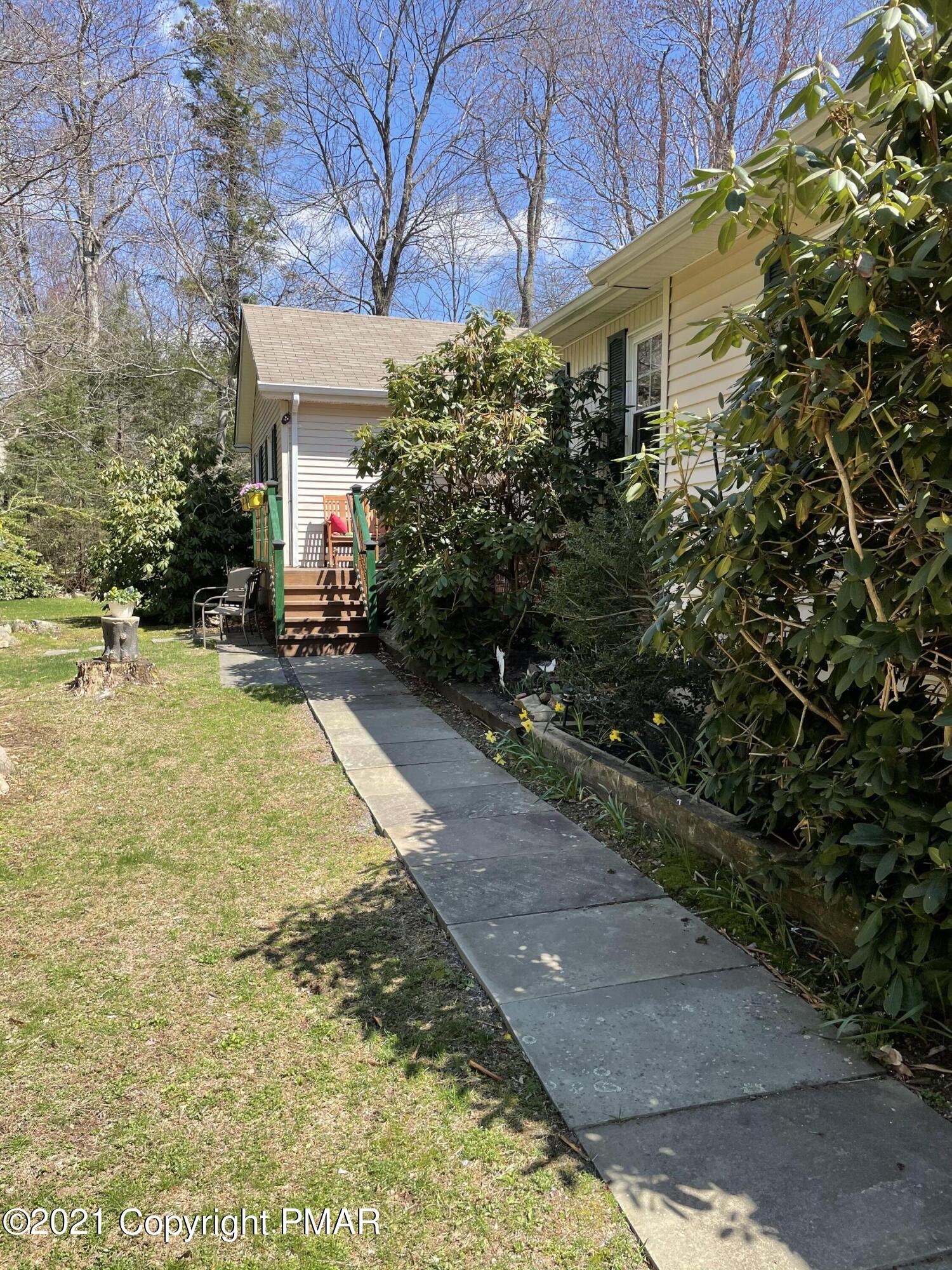 5151 Goose Pond Road Tobyhanna, PA 18466 - Photo 4 of 53 IMG_2906