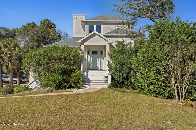 $799,000 | 7316 Archers Creek Drive, Emerald Isle, NC 28594