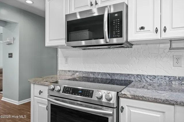 $799,000 | 7316 Archers Creek Drive, Emerald Isle, NC 28594