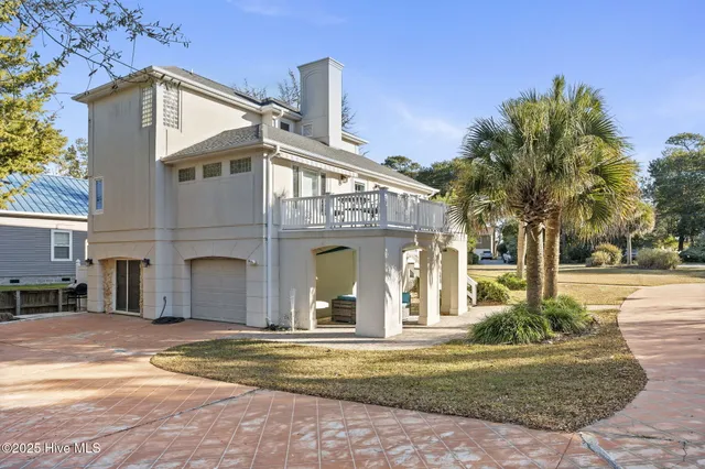 $799,000 | 7316 Archers Creek Drive, Emerald Isle, NC 28594