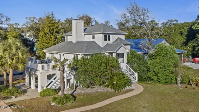 $799,000 | 7316 Archers Creek Drive, Emerald Isle, NC 28594