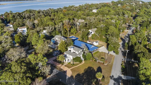 $799,000 | 7316 Archers Creek Drive, Emerald Isle, NC 28594