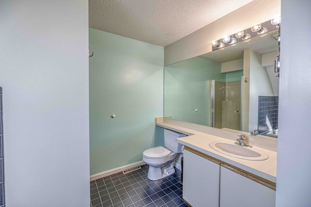 700 Shore Drive, Unit 3306 Fall River, MA 02721 - Photo 27 of 35