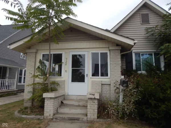 $94,900 | 928 South A Street, Elwood, IN 46036