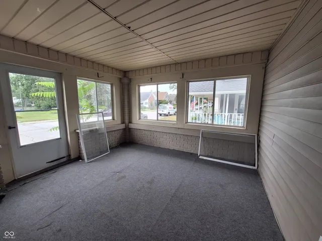 $101,900 | 928 South A Street, Elwood, IN 46036