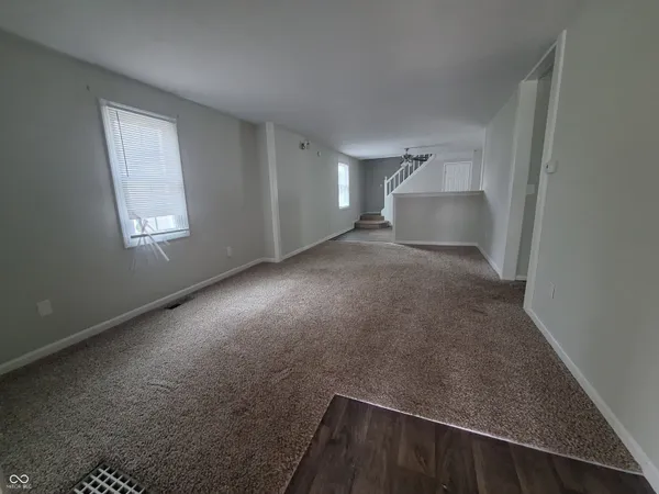 $94,900 | 928 South A Street, Elwood, IN 46036