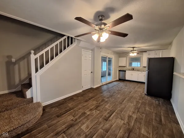 $94,900 | 928 South A Street, Elwood, IN 46036