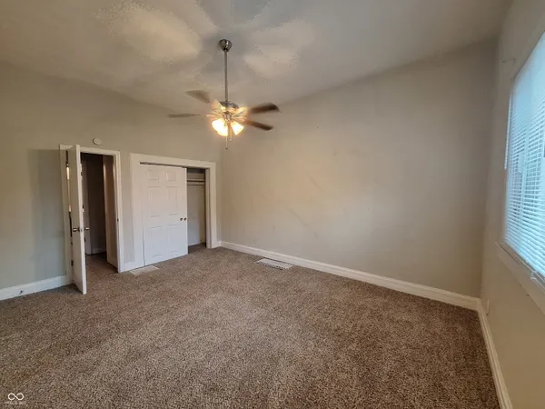 $94,900 | 928 South A Street, Elwood, IN 46036