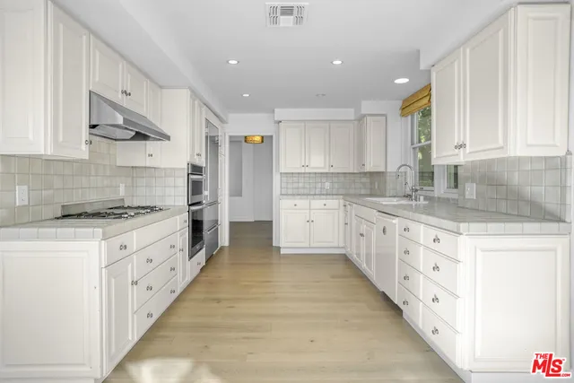 $9,950 | 2020 Palisades Drive, Pacific Palisades, CA 90272