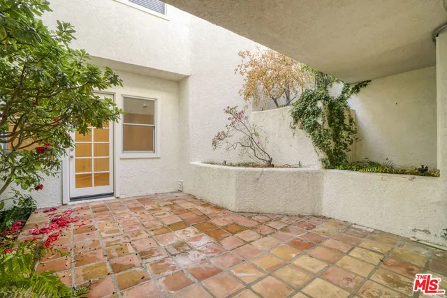 $9,950 | 2020 Palisades Drive, Pacific Palisades, CA 90272