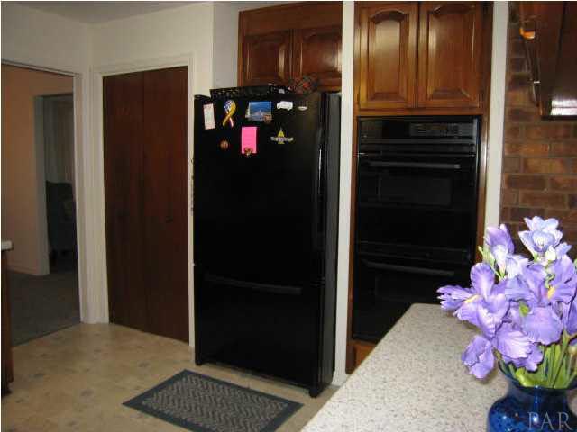 9174 Woodrun Road Pensacola, FL 32514 - Photo 4 of 17 kitchen appliances