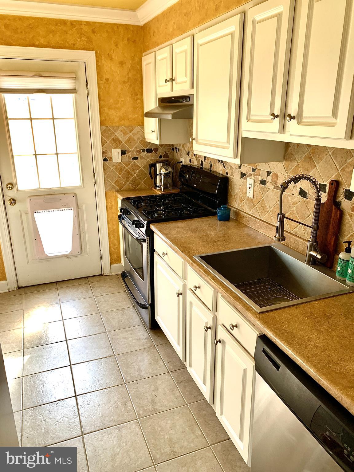 6009 Frontier Drive Springfield, VA 22150 - Photo 11 of 29 Gallery Image 11