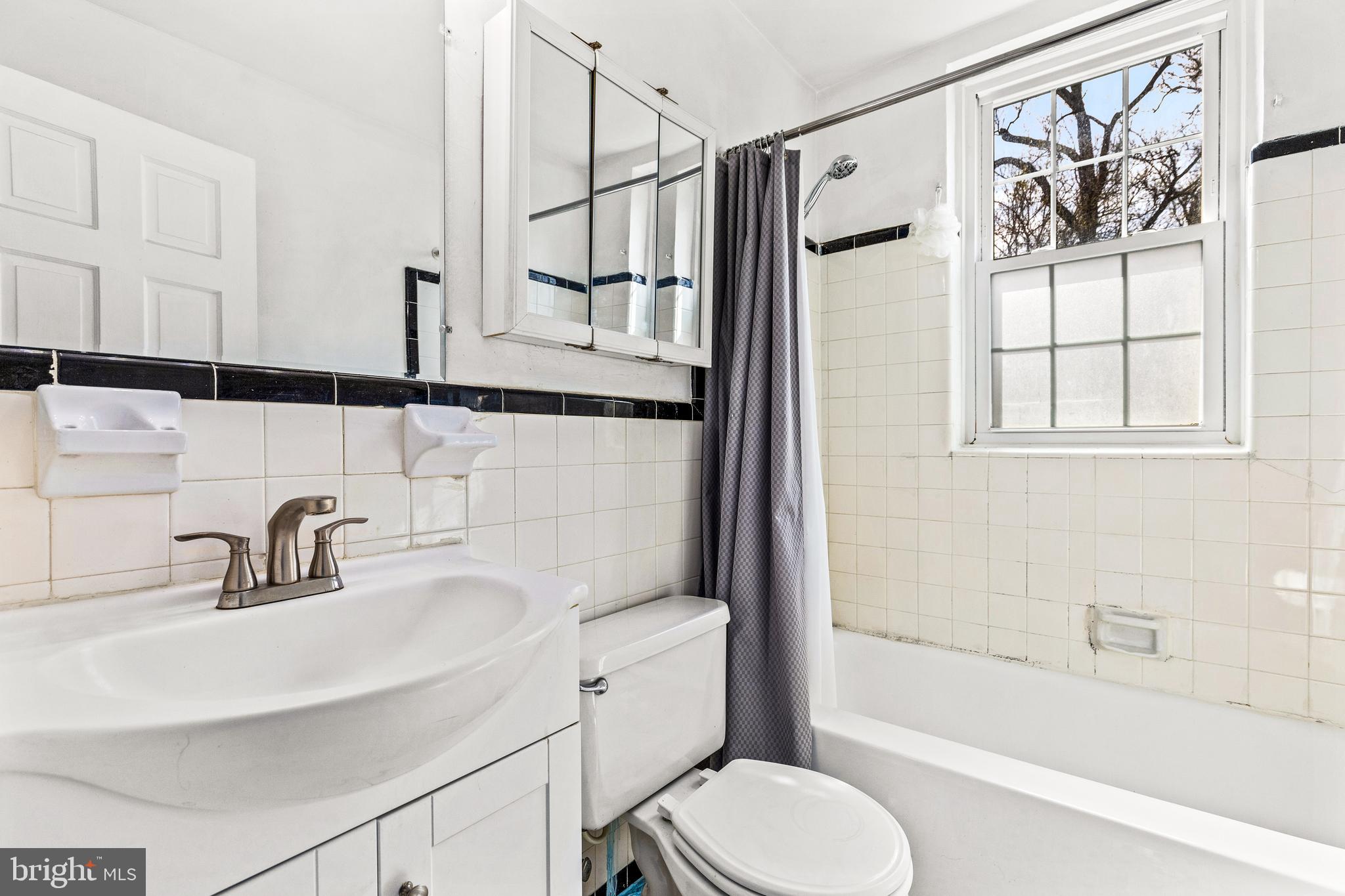 24 South Old Glebe Road, Unit 105C Arlington, VA 22204 - Photo 21 of 25