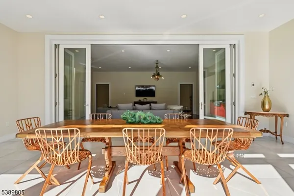 $5,488,888 | 882 South Orange Avenue, Short Hills, NJ 07078